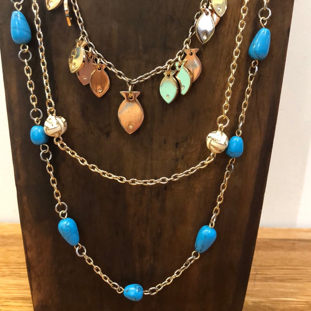 Lilly Pulitzer 3 strand necklace